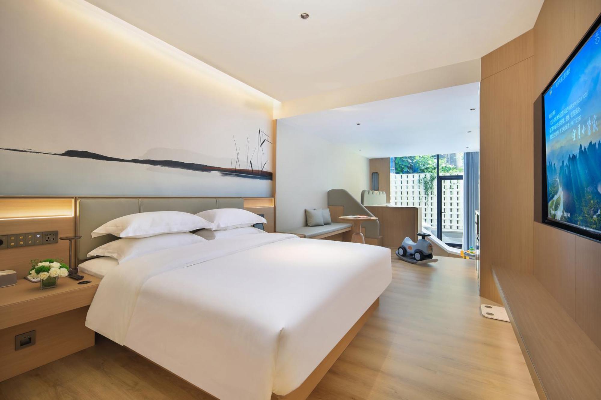 Lijiang Moon Hotel - Guilin East And West Lane Two Rivers And Four Lakes Scenic Area Exterior photo